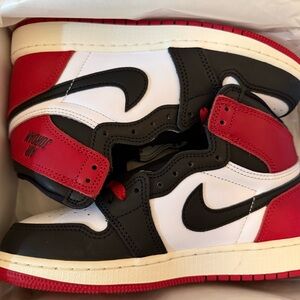 Air Jordan 1 Retro High OG GS 'Black Toe Reimagined'
